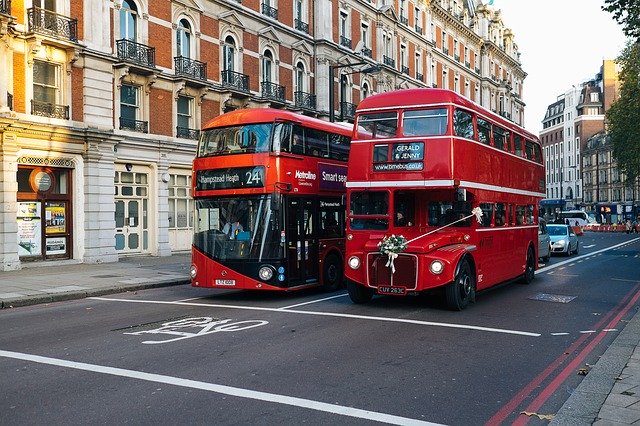 ロンドンの2階建てバス